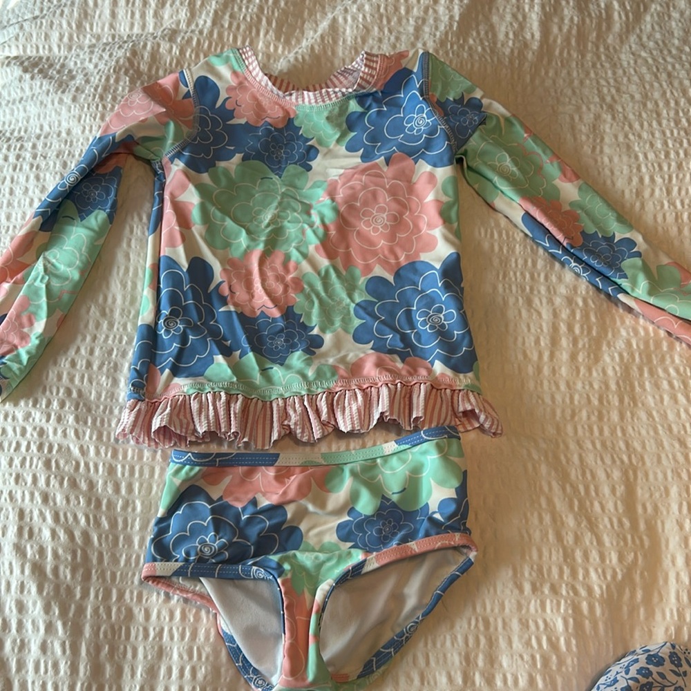 Girls ruffle butts long sleeve rash guard bikini 5
